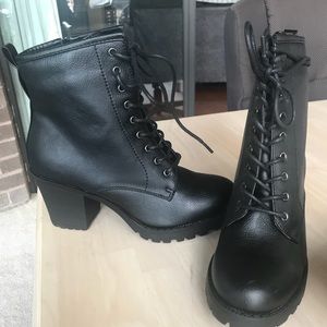 ZiGi Sogo Kourtlan Black Women’s Boot